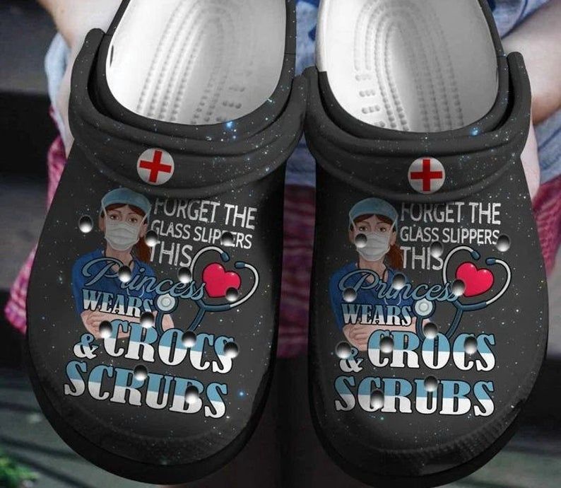 Forget the glass slippers, this princess goes to the nurse to save her life, cute shoes Rubber gifts for medical