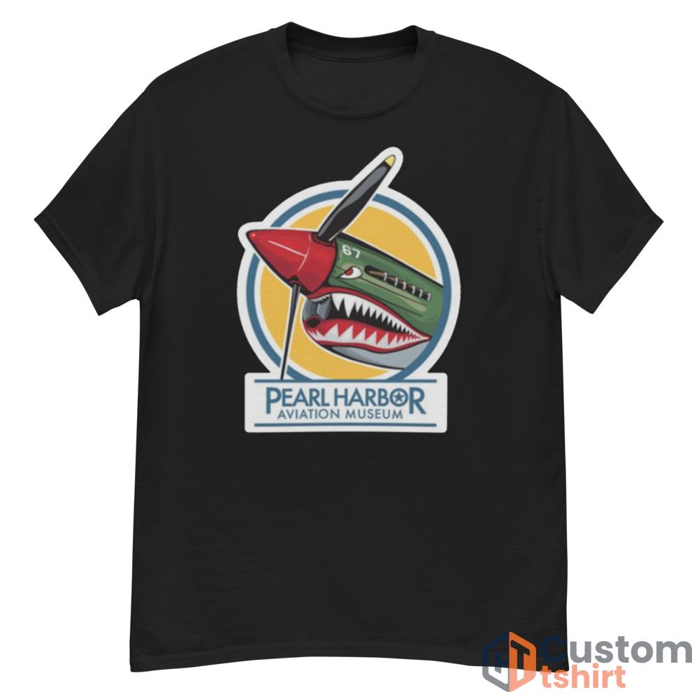 Military Army P 40 Nose Art Pearl Harbor Avation Museum shirt - G500 Men’s Classic T-Shirt